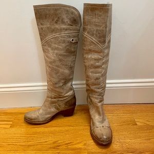 Frye Jane Western Knee High Riding Boots Beige Taupe Burnished Antique 77594